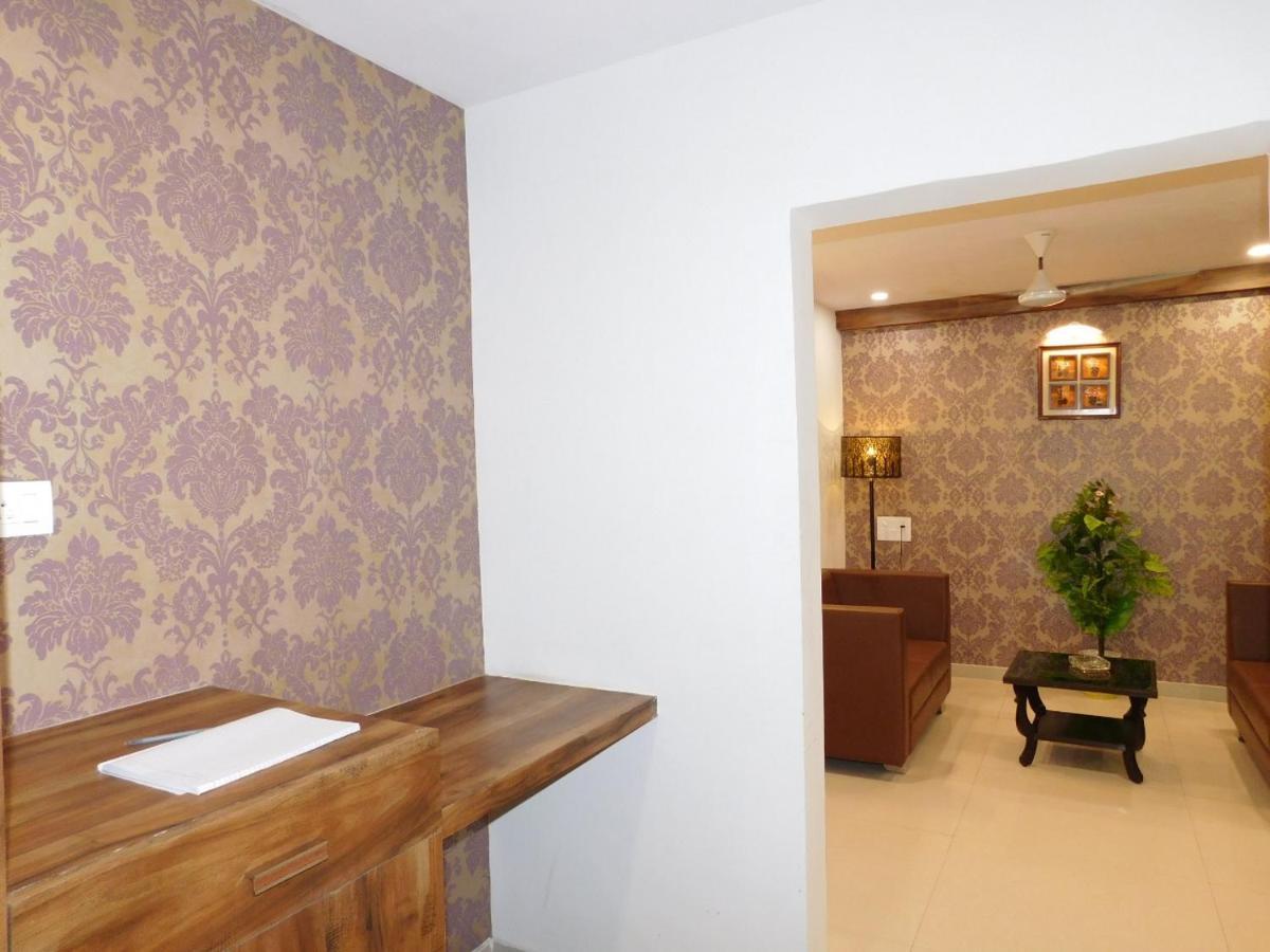 Hotel Shiva Club And Resort Mundra ภายนอก รูปภาพ