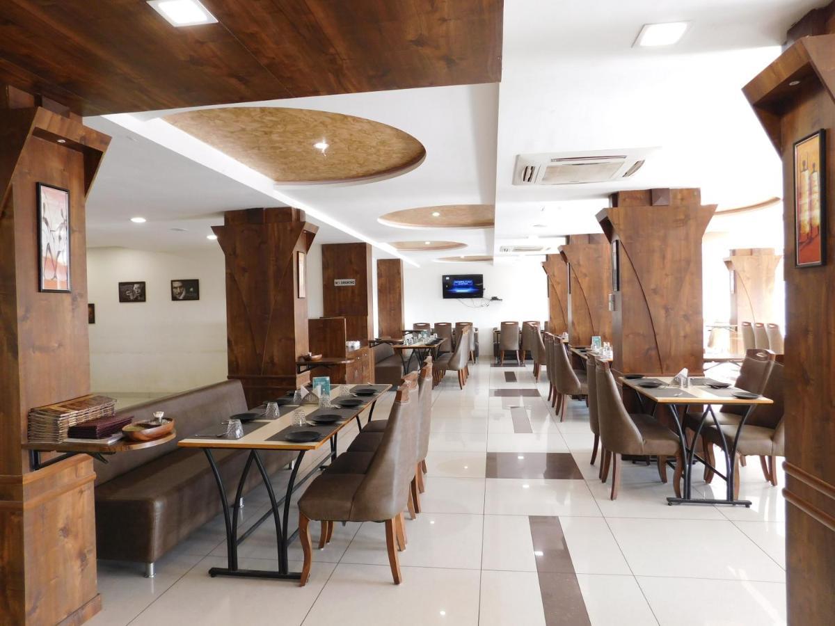 Hotel Shiva Club And Resort Mundra ภายนอก รูปภาพ