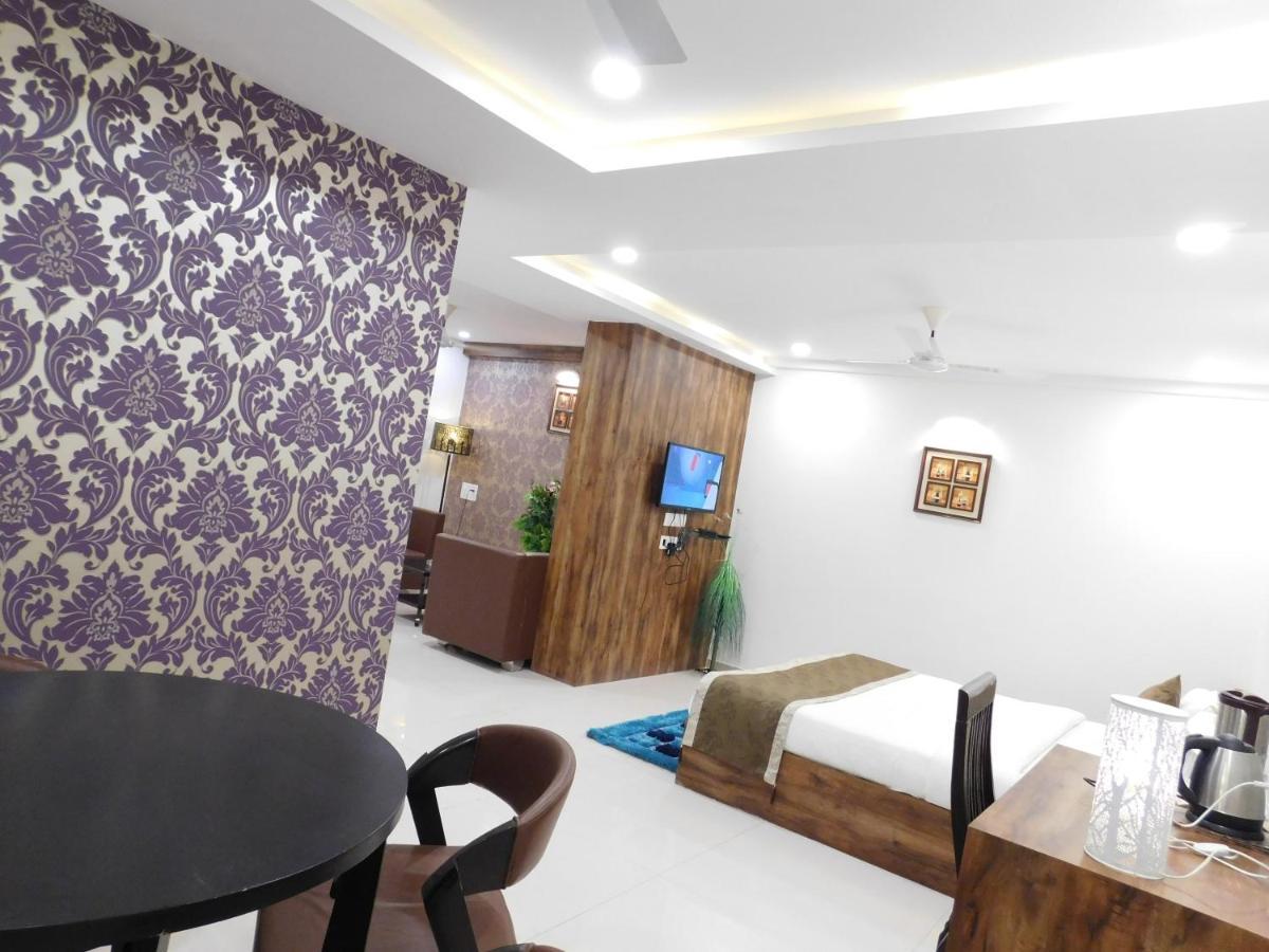 Hotel Shiva Club And Resort Mundra ภายนอก รูปภาพ