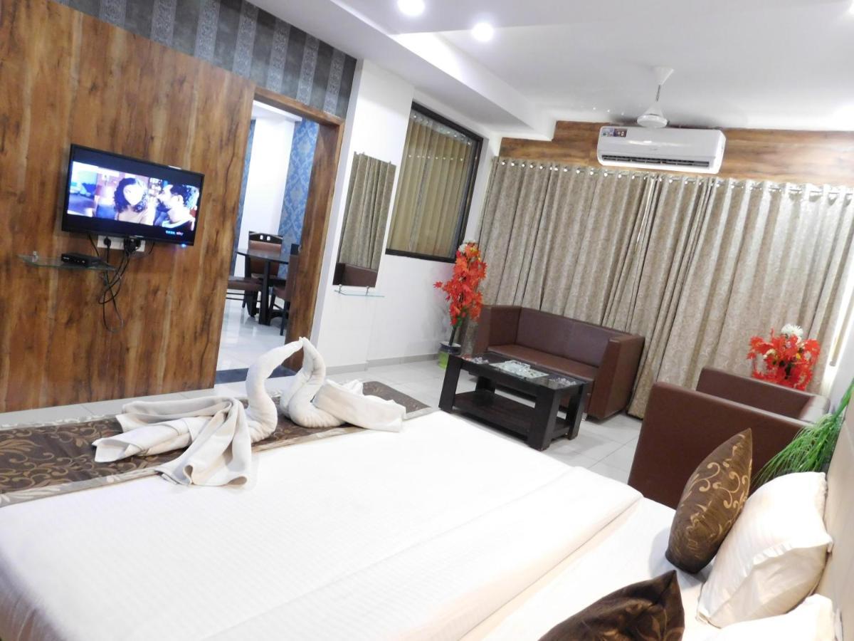 Hotel Shiva Club And Resort Mundra ภายนอก รูปภาพ